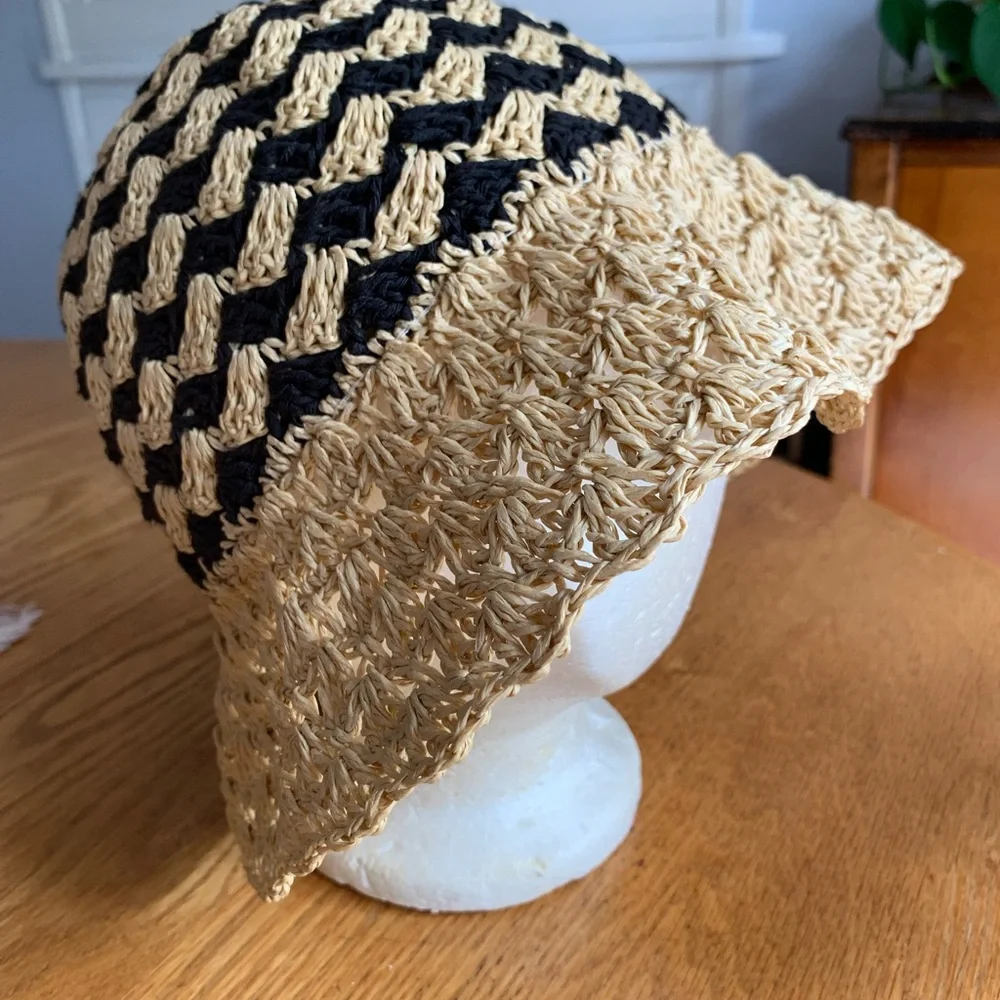 Daniele Meucci Women’s Italian Straw Summer Bucket Hat - Picture 2 of 7
